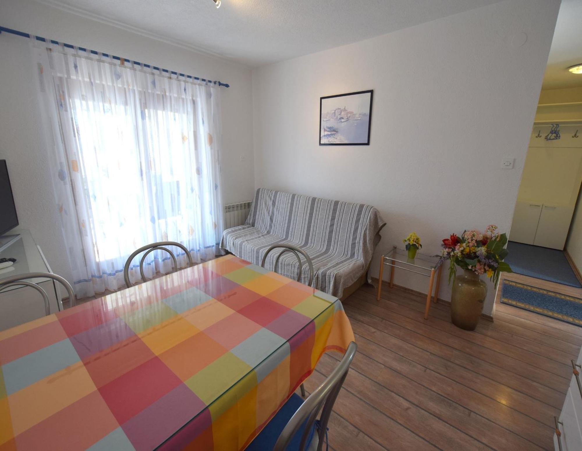 Apartments Martin Малинска Экстерьер фото